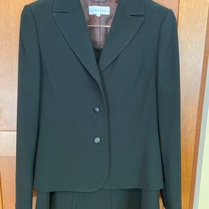 Calvin Klein skirt suit Size 4 black